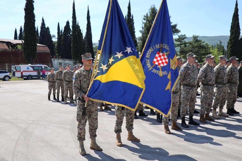 U Mostaru svečano obilježena 32. obljetnica utemeljenja HVO-a (VIDEO)